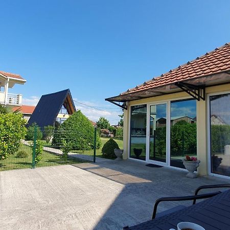 Cozzy Apartment Near The Aiport Podgorica Mitrovici  Екстериор снимка